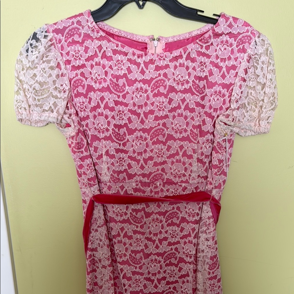 Elegant Pink Lace Maxi Dress